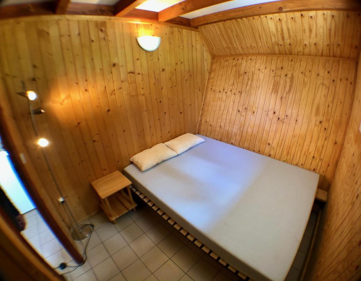 Chalet Dans Le Parc D'Un Manoir Du Xixeme Angles  Kültér fotó